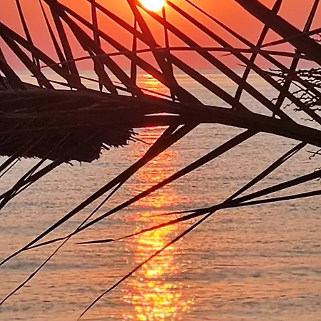 Aparthotel Oniro & Leptokaryá