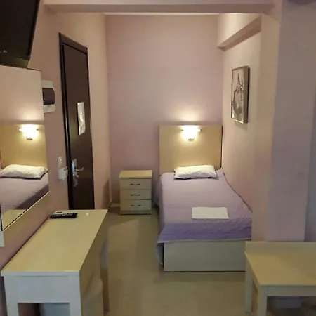 Aparthotel Oniro & Leptokaryá