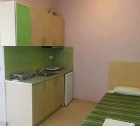 Oniro & 3* Leptokaryá