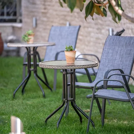 Aparthotel Oniro & 3*