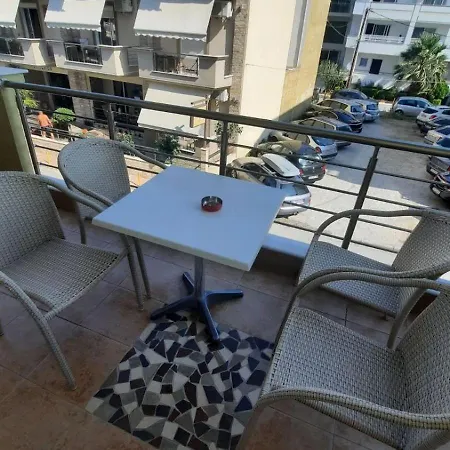 Aparthotel Oniro & Leptokaryá